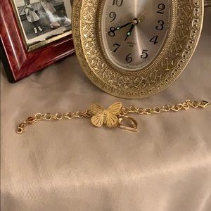 Solid 18 Carat Gold Charm Bracelet!